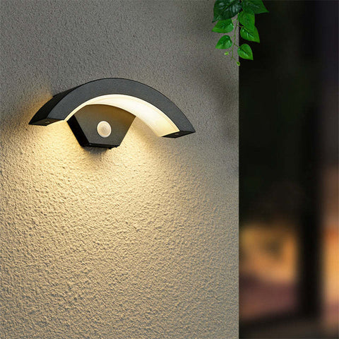Lampa Elvo | Lampa elewacyjna z czujnikiem ruchu | Metal i akryl