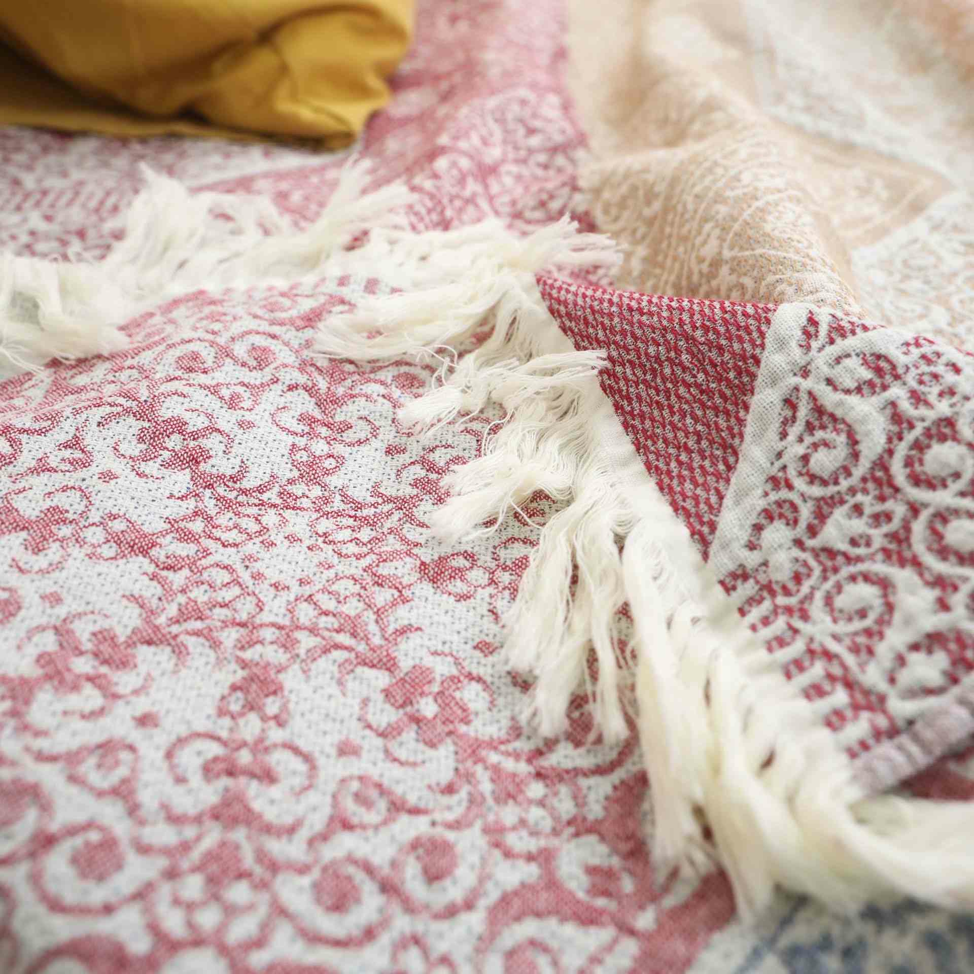 Narzuta Merava | Bawełniana Narzuta Etniczna | Frędzle i Wzory Geometryczne
