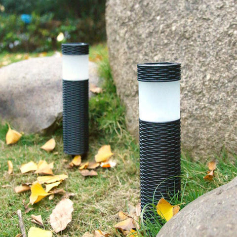 Latarnia Solarna Rattanowa | Nowoczesne Oświetlenie Ogrodowe | Wodoodporna Lampa LED