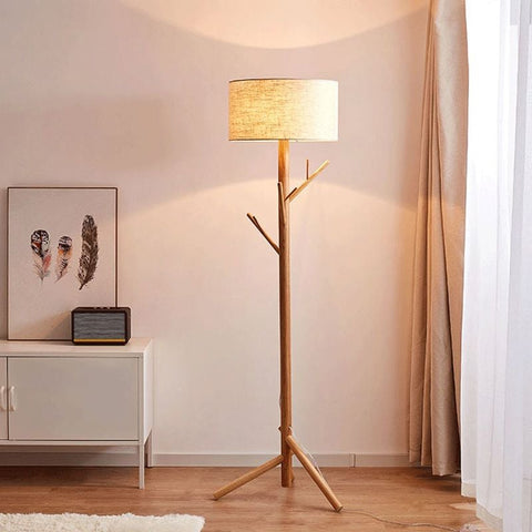 Lampa podłogowa Hiroki | Styl japandi z funkcją wieszaka | Drewno lite