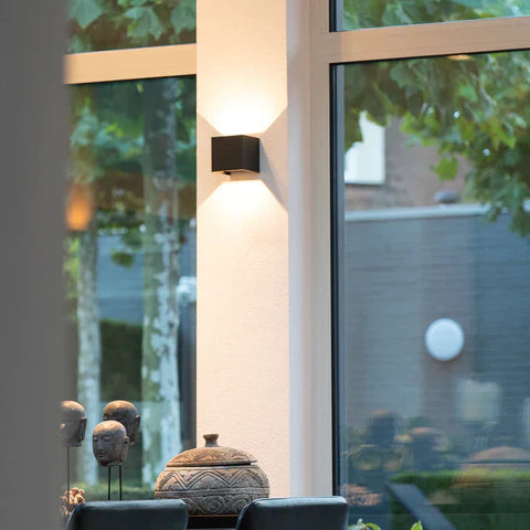 Lampa Cubis | Kinkiet LED ścienny | Minimalistyczna kostka z efektem góra–dół