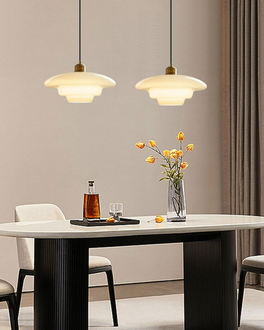 Lampa wisząca Nuvolé | Oświetlenie sufitowe art déco | Szkło mleczne i mosiądz
