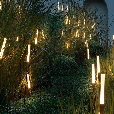 Lampa Reed | Lampa solarna ogrodowa LED | Smukłe oświetlenie ścieżek i rabat