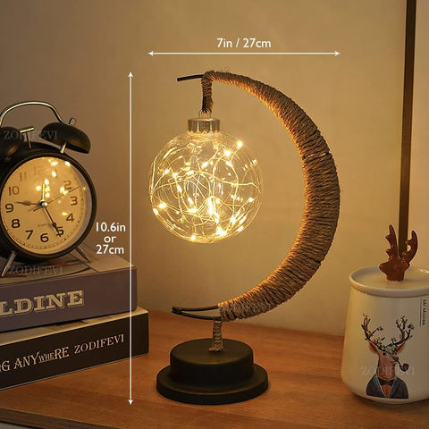 Lampa Enchanted Lunar | Lampka Dekoracyjna LED | Szklana Kula w Księżycu