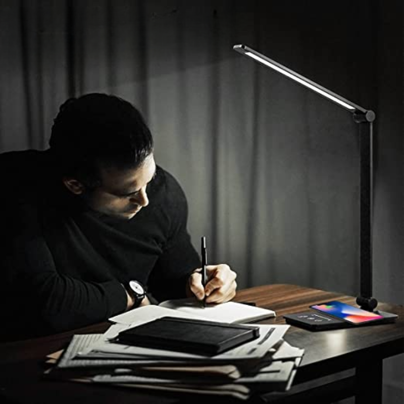 Lampa DeskCharge | Lampka biurkowa LED | Regulowane ramię z ładowarką bezprzewodową