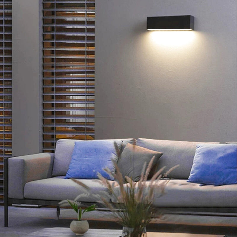Lampa Elewacyjna Lunara | Zewnętrzne Oświetlenie Ścienne LED | Minimalistyczna Oprawa IP65