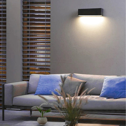 Lampa Elewacyjna Lunara | Zewnętrzne Oświetlenie Ścienne LED | Minimalistyczna Oprawa IP65