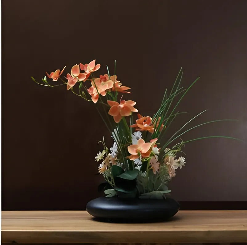 Kompozycja Kwiatowa Ikari | Dekoracja w Stylu Ikebana | Ceramiczna Baza Owalna