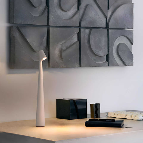Lampa Stilo | Lampka stołowa nowoczesna | Bezprzewodowe oświetlenie LED