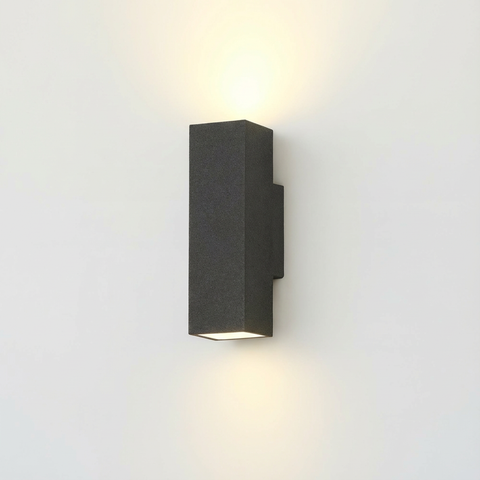 Lampa elewacyjna Taro | Oświetlenie zewnętrzne nowoczesne | Cement i akryl