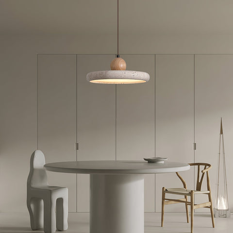 Lampa Lola | Lampa wisząca do jadalni | Travertyn i drewno