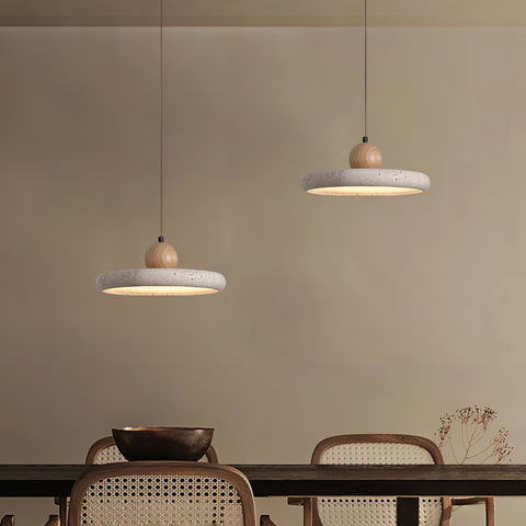 Lampa Lola | Lampa wisząca do jadalni | Travertyn i drewno