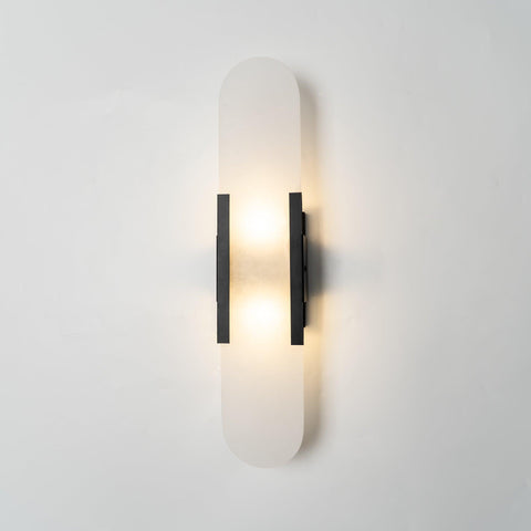 Kinkiet Livo | Lampa ścienna z alabastru | Nowoczesna forma wertykalna