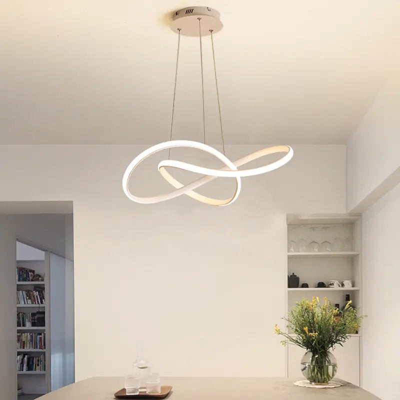 Lampa Wisząca Lorea | Designerska Lampa LED | Organiczna Forma w Czerni, Bieli lub Złocie