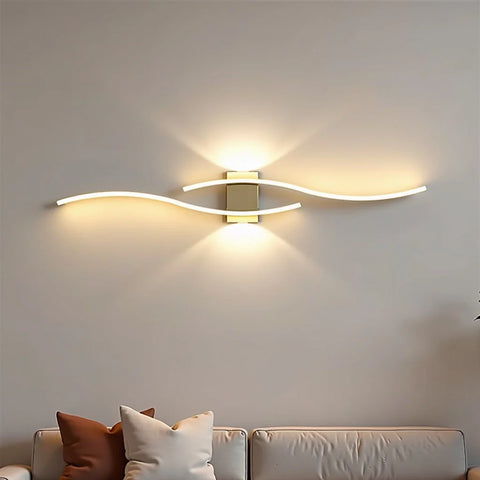 Kinkiet Auria | Nowoczesne Oświetlenie Ścienne | Złota Lampa LED w Fali