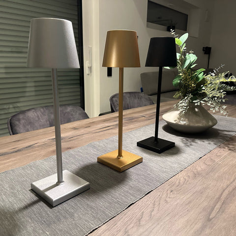 Bezprzewodowa Lampa Stołowa LED | Oświetlenie Dekoracyjne | Nowoczesne Wykończenie Metalowe