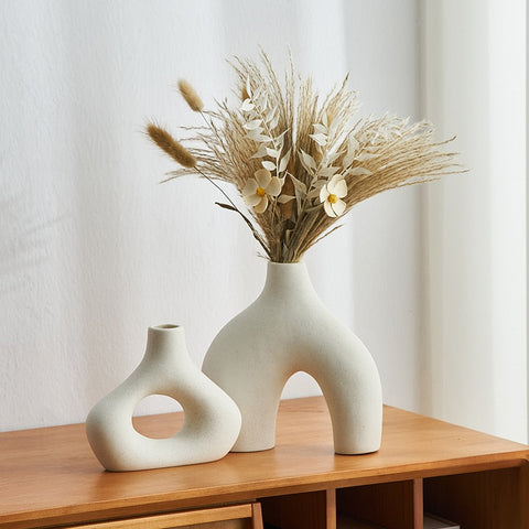 Zestaw Wazonów Freya | Rzeźbiarska Dekoracja Wnętrz | Ceramiczne Duo w Stylu Nordyckim