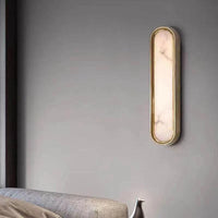 Lampa ścienna Arlo | Oświetlenie do sypialni | Marmur i metal