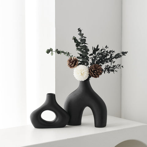 Zestaw Wazonów Freya | Rzeźbiarska Dekoracja Wnętrz | Ceramiczne Duo w Stylu Nordyckim
