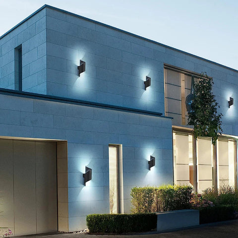 TwistGlow Lampa Ścienna LED | Nowoczesna Lampa Zewnętrzna | Wodoodporna IP65