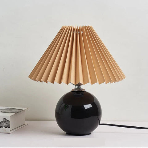 Lampa Plico | Lampka stołowa vintage | Plisowany abażur i ceramiczna podstawa