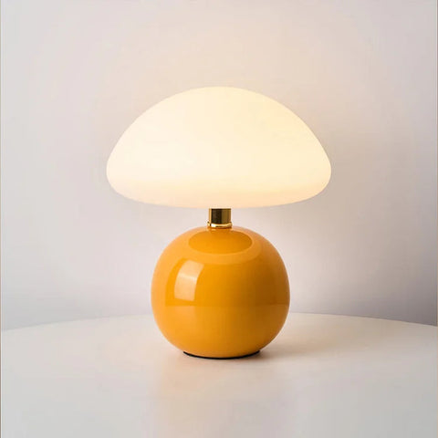 Lampka Creama | Lampka Stolikowa w Stylu Bauhaus | Ceramiczna Podstawa Grzybek