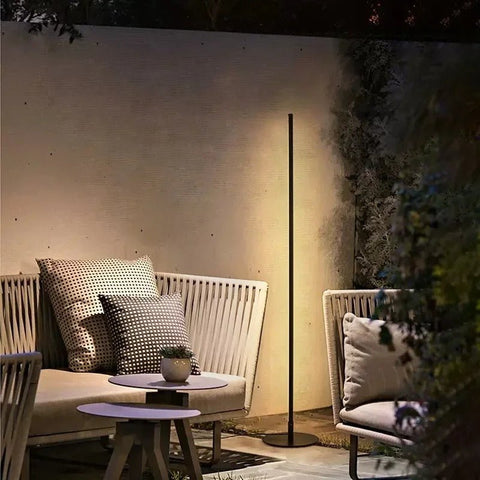 Lampa Podłogowa Vela | Nowoczesne Oświetlenie Wnętrz | Minimalistyczna LED