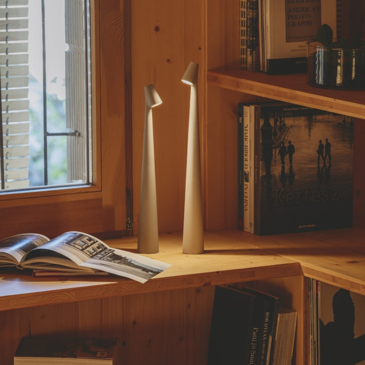 Lampa Stołowa Kalem LED | Bezprzewodowa Lampa Designerska | Minimalistyczne Oświetlenie USB