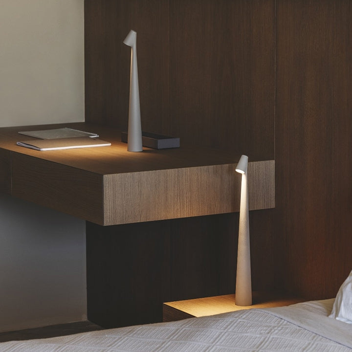 Lampa Stołowa Kalem LED | Bezprzewodowa Lampa Designerska | Minimalistyczne Oświetlenie USB