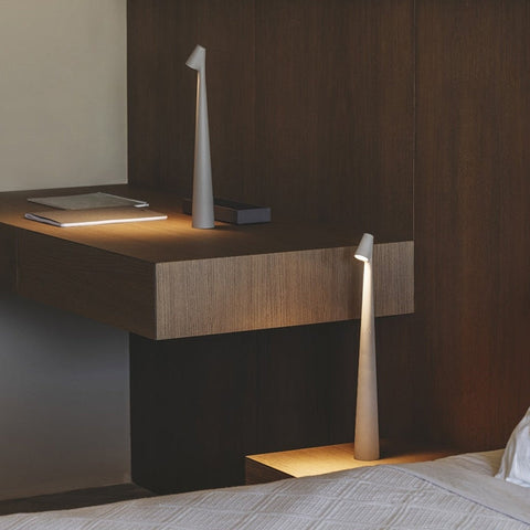 Lampa Stołowa Kalem LED | Bezprzewodowa Lampa Designerska | Minimalistyczne Oświetlenie USB