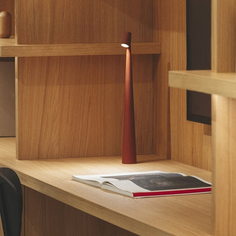 Lampa Stołowa Kalem LED | Bezprzewodowa Lampa Designerska | Minimalistyczne Oświetlenie USB