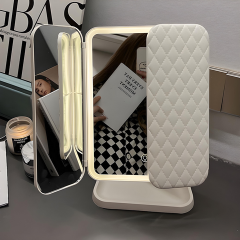 Lusterko Clara | Lusterko Kosmetyczne z Oświetleniem LED | Składane Lustro Potrójne