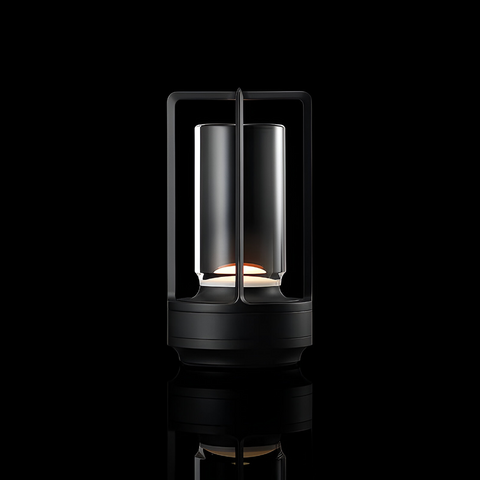 Lampa Aurea | Lampka stołowa LED | Elegancka forma latarni z metalowym wykończeniem