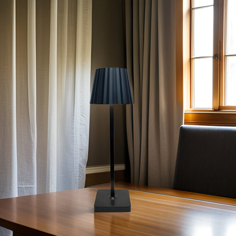 Lampa Stołowa Luno | Nowoczesna Lampa Dekoracyjna | Matowy Metal